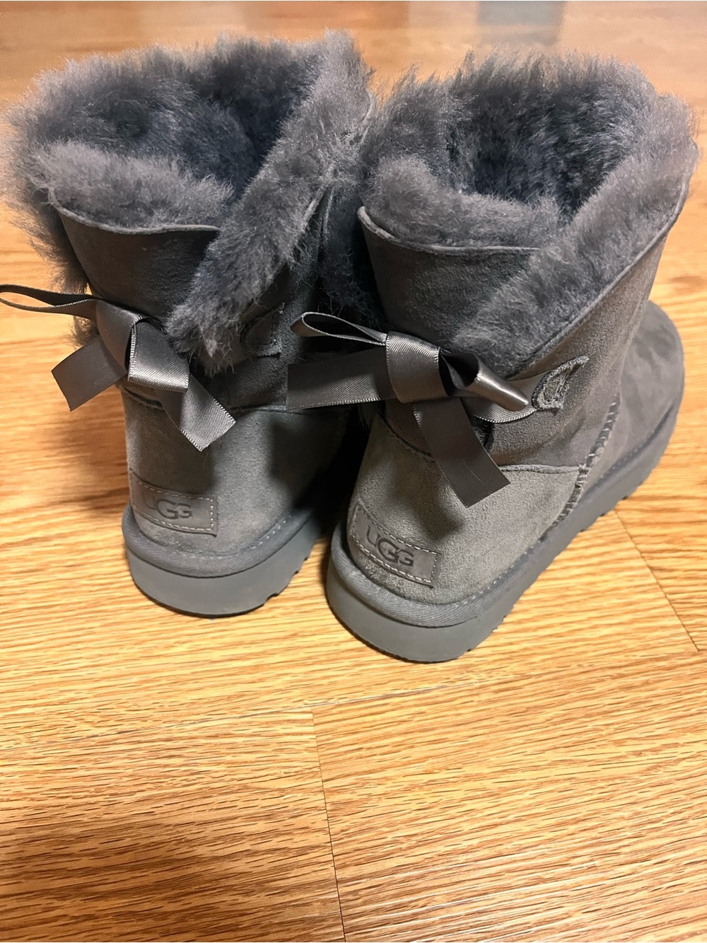 UGG Mini Bow Back Shearling Boots - Grey